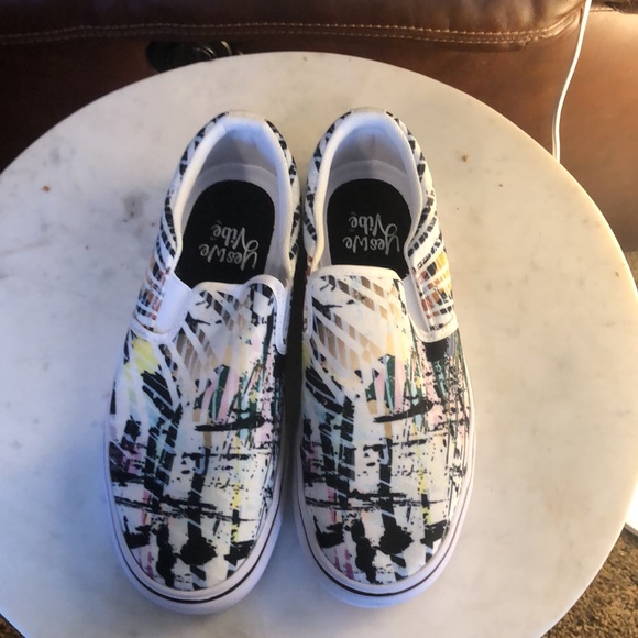 BRAND NEW, NEVER WORN! We Vibe Slip ons in Graphic Graffiti - Picture 9 of 12
